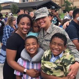 Meet your Posher, Hayley